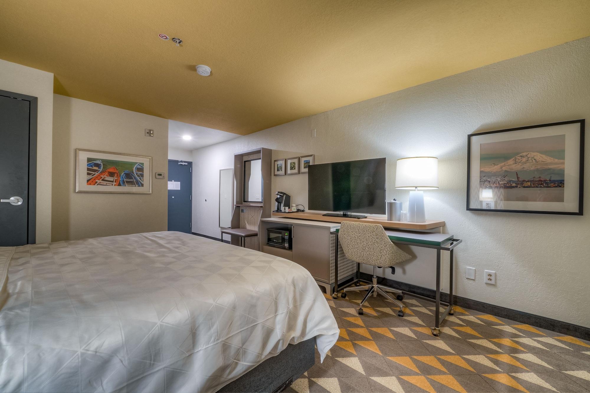 Mall By Ihg Tacoma